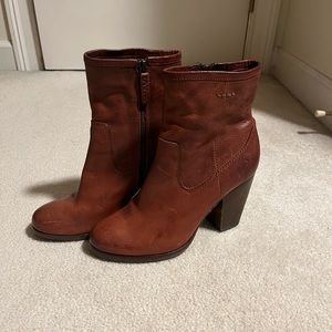 Frye Essa Bootie